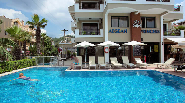 Aegean Princess Apartments Swimming Pool